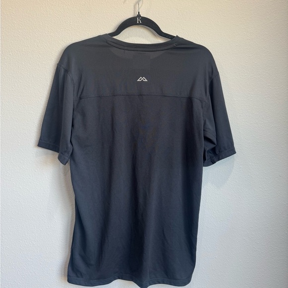 Kathmandu Outdoors Men's Dark Gray Short Sleeve Tee - Picture 6 of 7